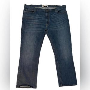 Signature Levi Strauss Gold Straight Denim Jeans